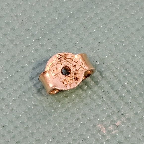 Two Tone 18k Gold Greek Key Stud Earrings - Picture 13 of 13